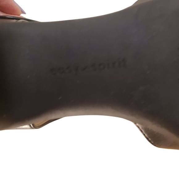 Easy Spirit Women's Black Ankle Strap Sandals - Picture 7 of 8